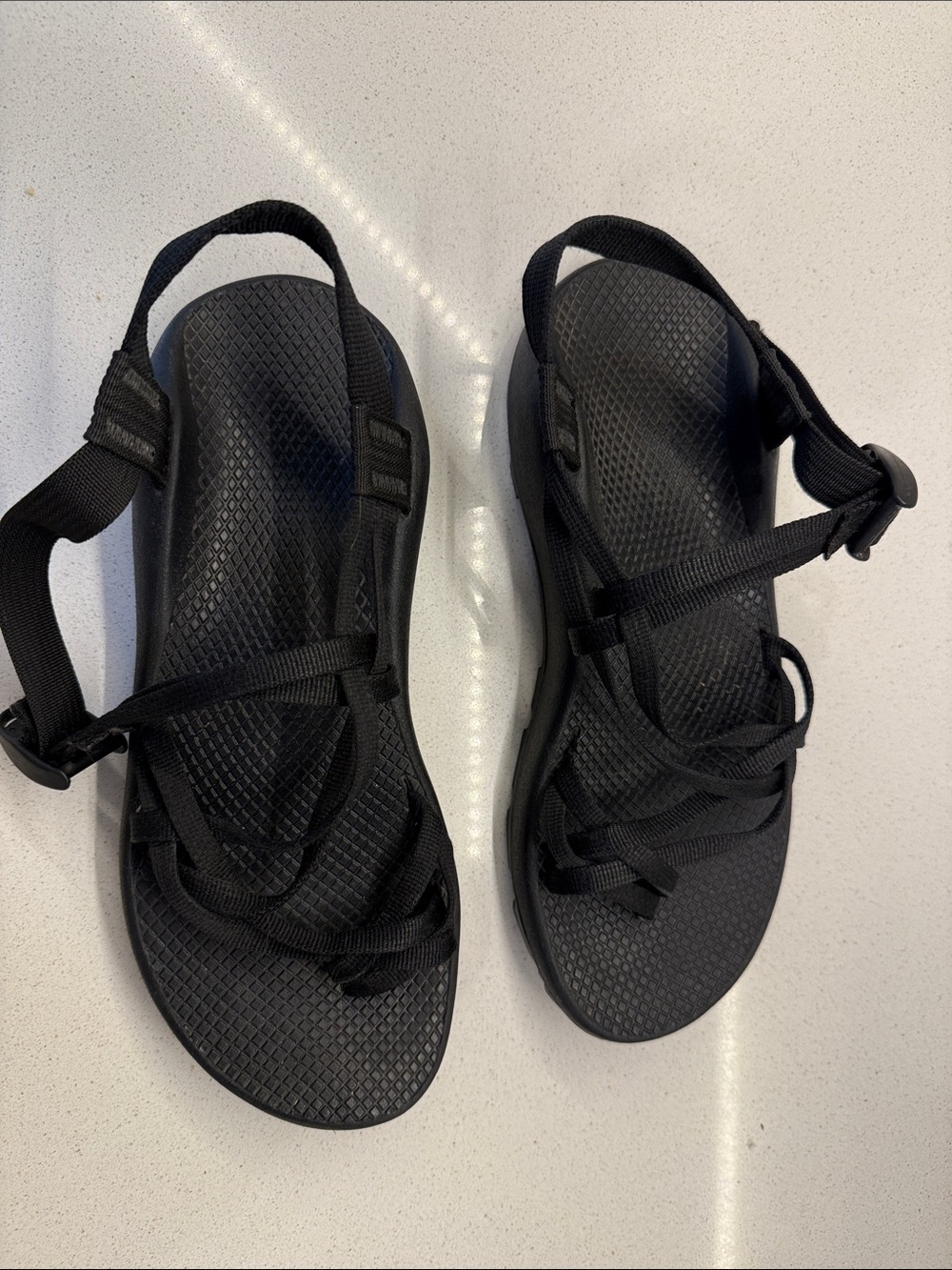 Chaco Black Strappy Outdoor Sandals with Vibram Sole Size 10